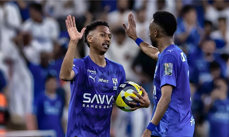 الهلال يفوز على الحزم بهدف قاتل في الدوري السعودي