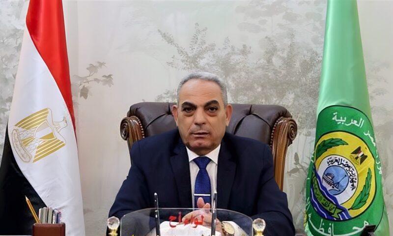 محافظ الإسماعيلية: نشر الوعي وتحصين الشباب ركيزتان أساسيتان لحماية استقرار المجتمع