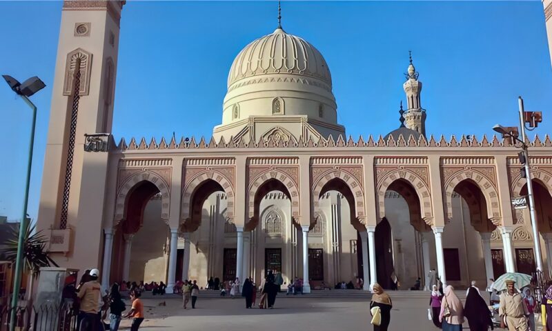 بحضور وزير الأوقاف وعلي جمعة، انطلاق احتفالية مولد السيد البدوي الليلة بطنطا