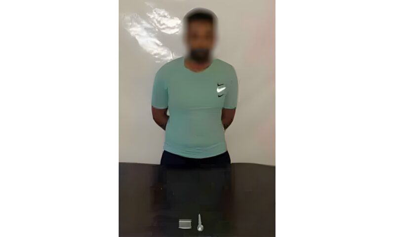 ضبط طالب بالقاهرة لإدارته صفحة إلكترونية للترويج لبيع مخدر الآيس