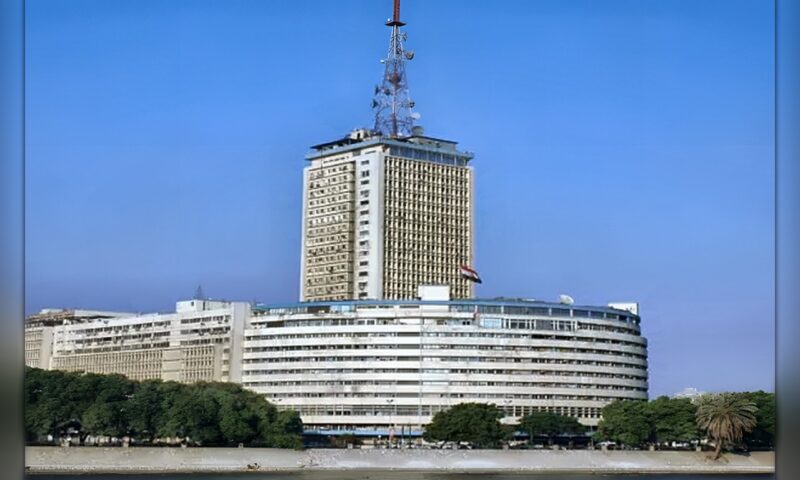 ضوابط مصرية جديدة لظهور الأطباء إعلامياً لـ«منع خداع الجمهور»