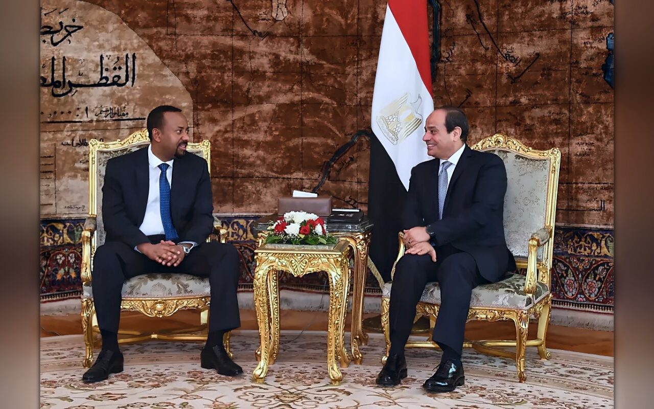 تصعيد إثيوبي – مصري متبادل يُعقّد حلول أزمتي «السد» و«المنفذ البحري»