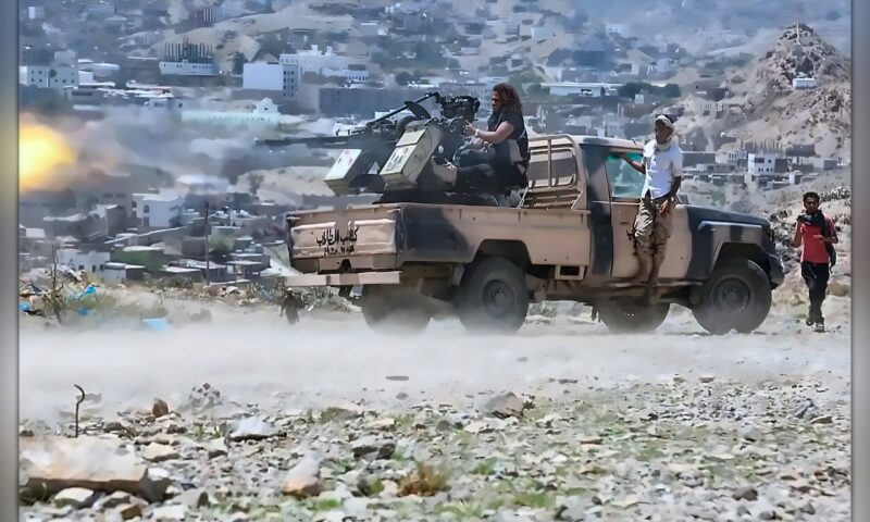 جبهات القتال في تعزتفتك بحشود الحوثيين