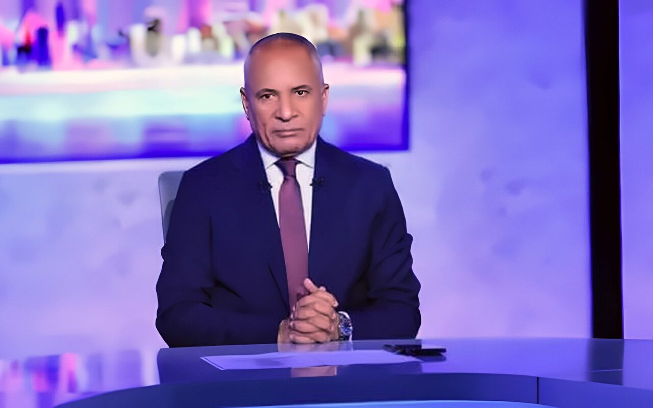 أحمد موسى: الرئيس السيسي سيتولى الإشراف المباشر على مشروعات كوريا وماليزيا وإندونيسيا بمصر