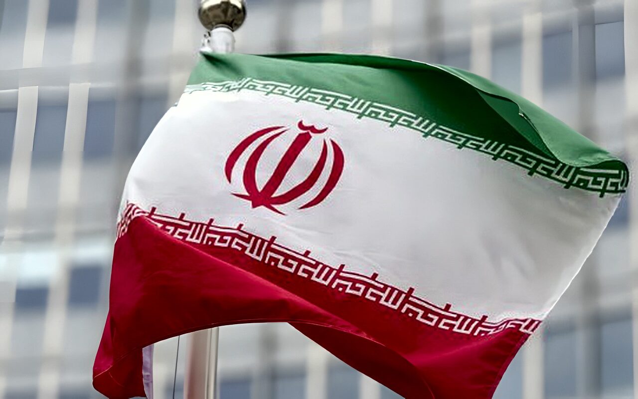 أستاذ علوم سياسية: اتهام إيران باستهداف قاعدة فيرفورد يتطلب أدلة