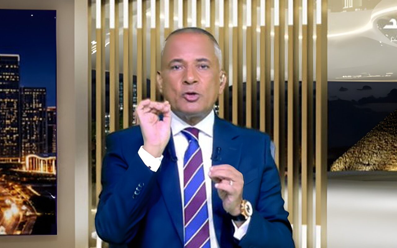 أحمد موسى: مصر وقعت اتفاقية دفاع مشترك مع إريتريا.. وتدعم السودان دولة واحدة دون تقسيم