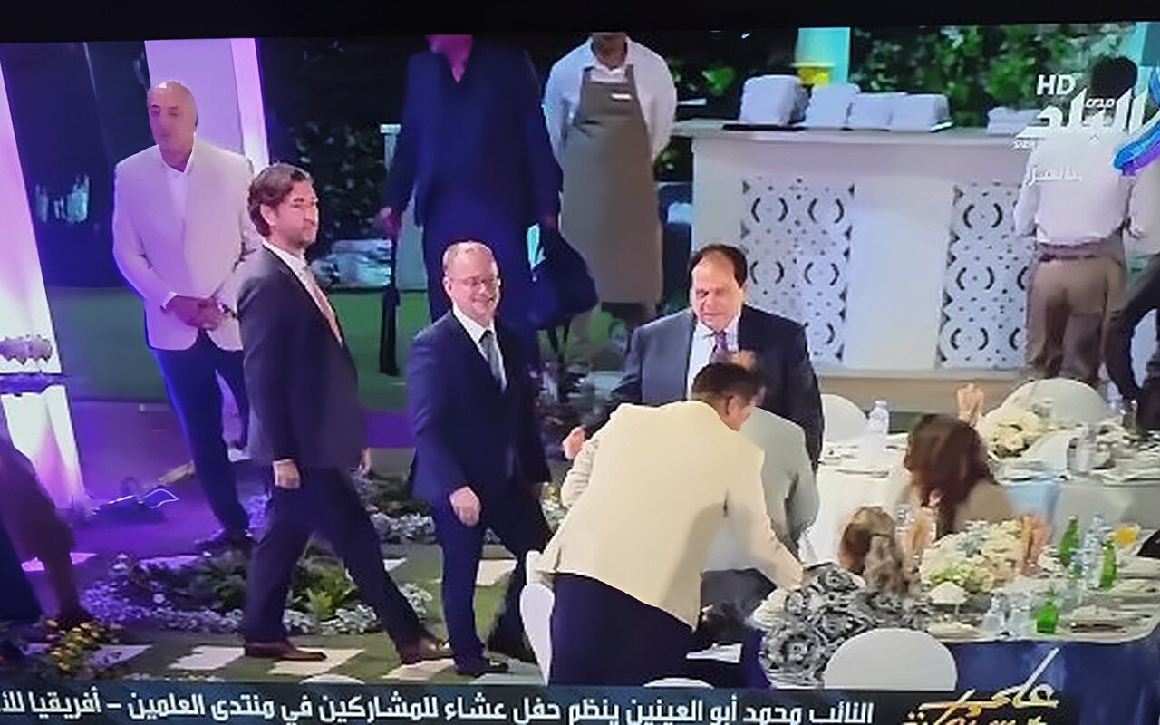 النائب محمد أبو العينين ينظم حفل عشاء للمشاركين في منتدى العلمين أفريقيا للأعمال