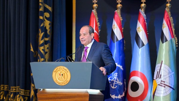 الرئيس السيسي: توقعت عدم استمرار الإخوان في السلطة لفترة طويلة.. والتحديات أكبر من أي تيار