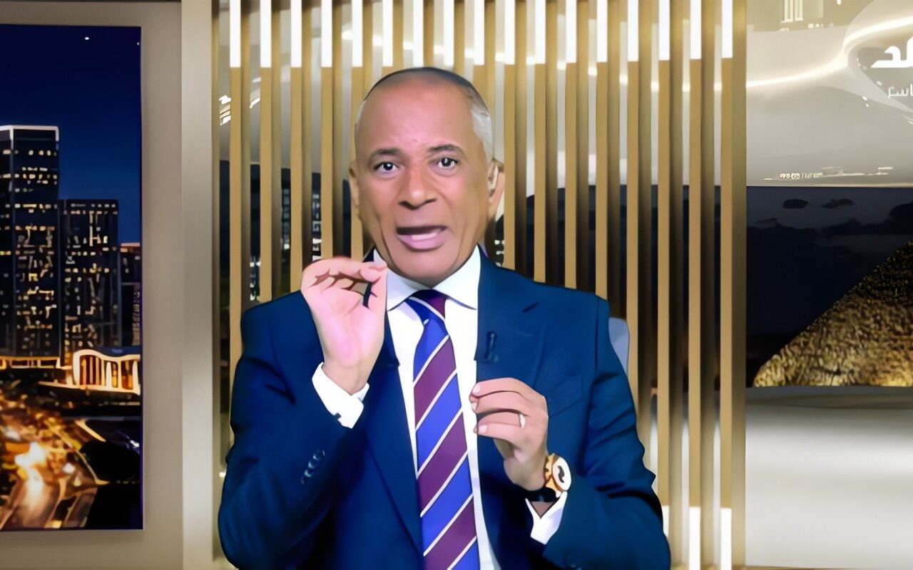 أحمد موسى: القاهرة الجديدة يعيش فيها ٣ مليون مواطن وفي ٦ أكتوبر يعيش ٣ مليون
