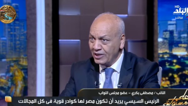 الرئيس السيسي لا يمنع.. بكري: الدستور يعطي الحق لأي مواطن في الترشح لانتخابات الرئاسة