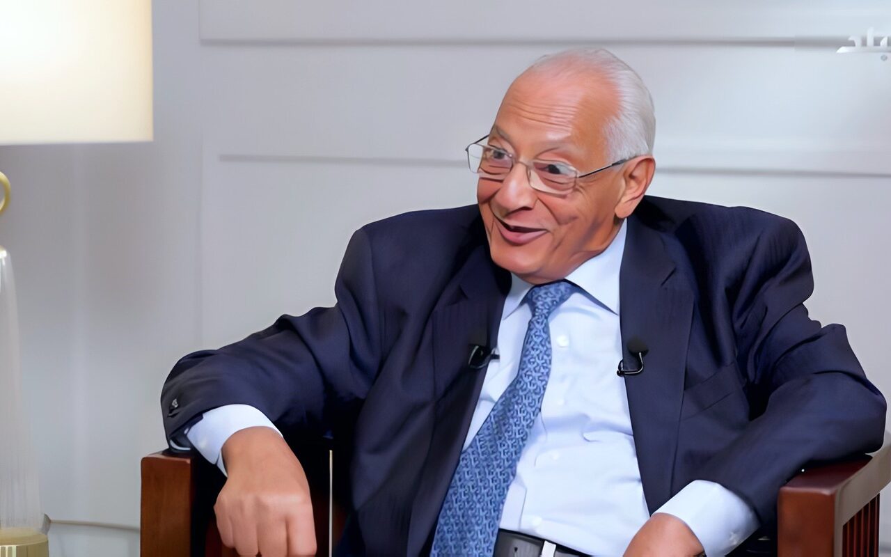 علي الدين هلال: مصر ليست عاقرا وقادرة على إنجاب العديد من العظماء والكفاءات