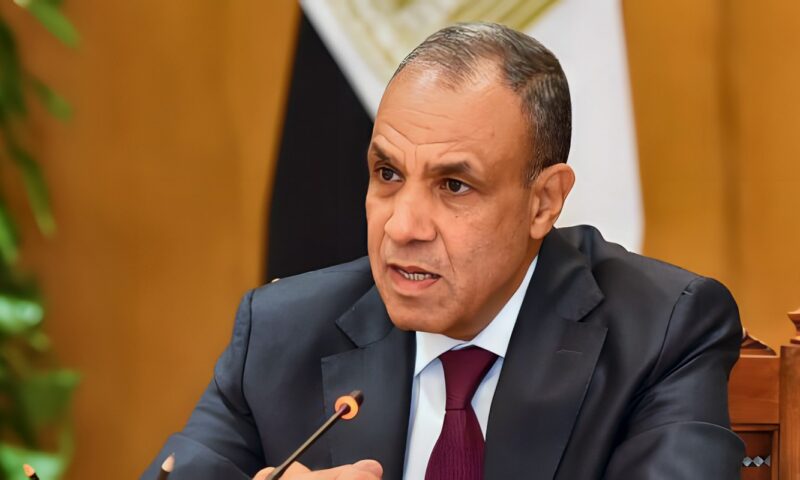 وزير الخارجية: مصر تدعم وحدة السودان وسيادة ليبيا وسلامة أراضي البلدين