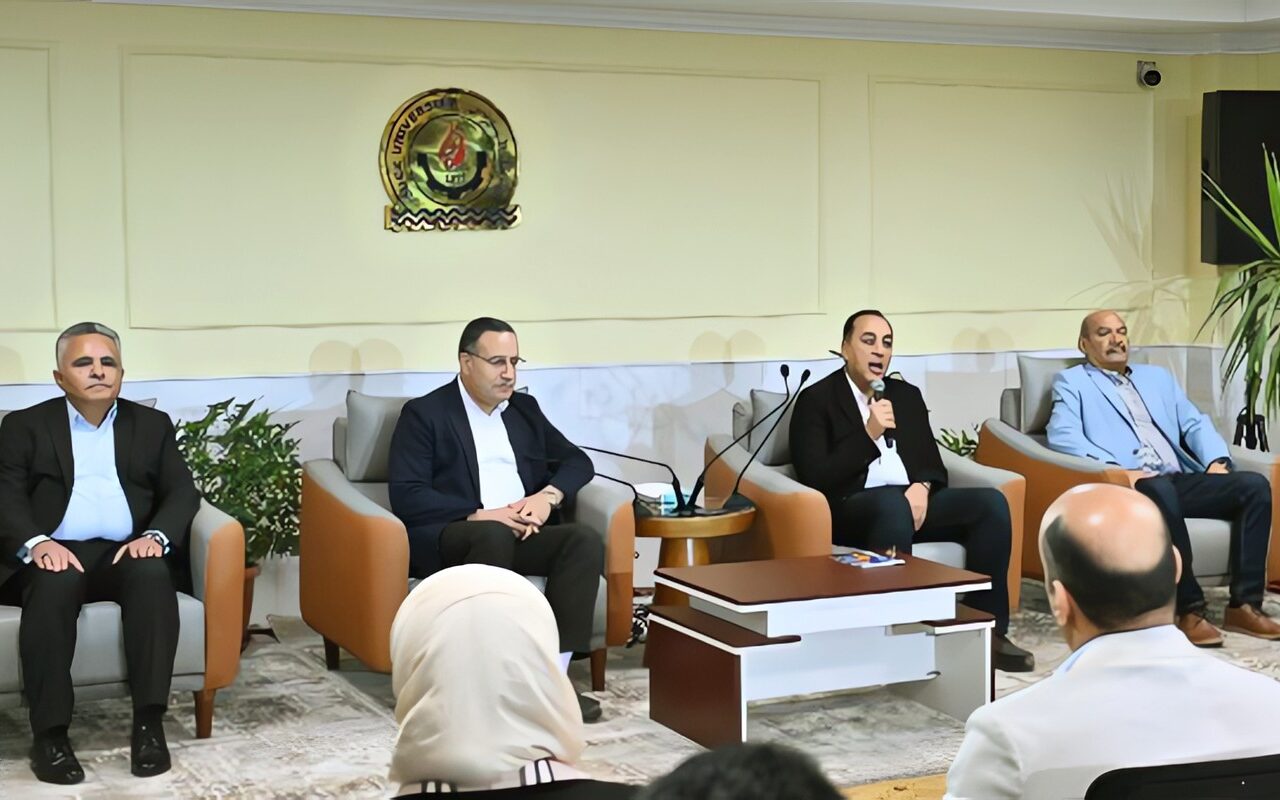 مدبولي: مش غلط أبدا إني اتحرك كممرض من مكان لآخر في مختلف المحافظات لأداء الخدمة الطبية