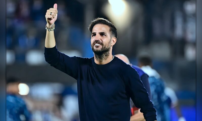فابريغاس: سعيد بما أنجزته مع كومو… ودا كونيا أفضل لاعب دربته