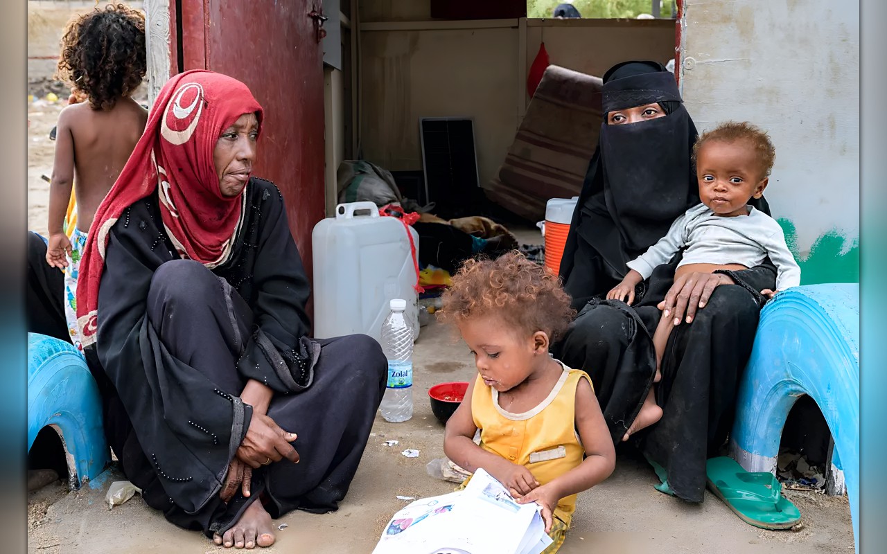 اليمن يطالب باستجابة دولية عاجلة لمواجهة موجات النزوح