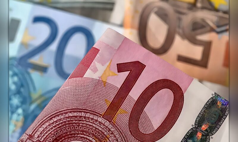 عوائد سندات منطقة اليورو تتباين مع تحوّل المستثمرين إلى الملاذات الآمنة