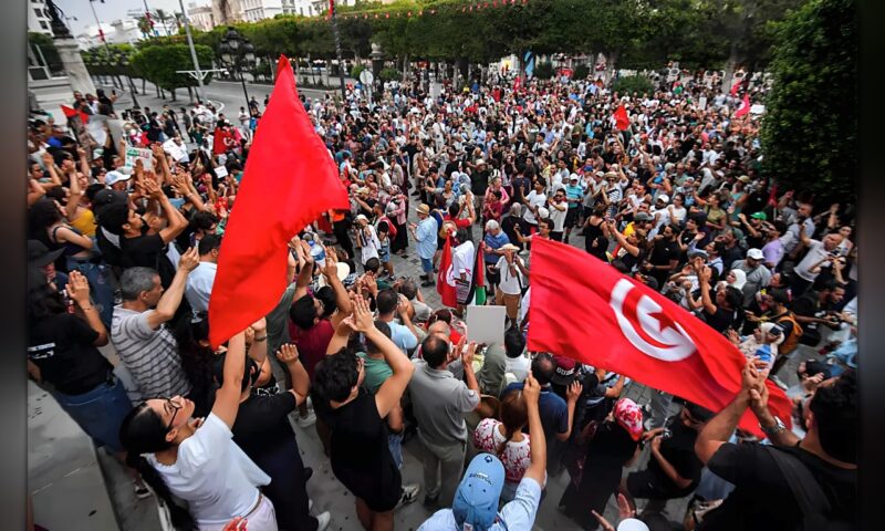 تونس: توسع قائمة المعارضين المضربين عن الطعام في السجن