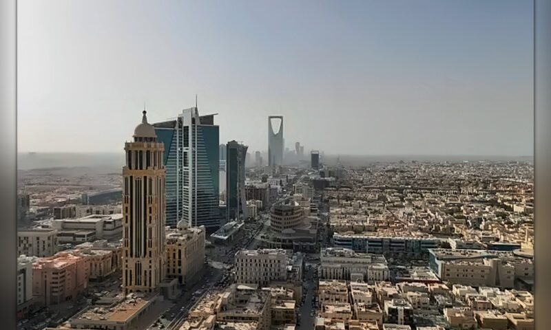 «موديز»: ضبط الإنفاق يعزز التعافي المالي للسعودية في 2027
