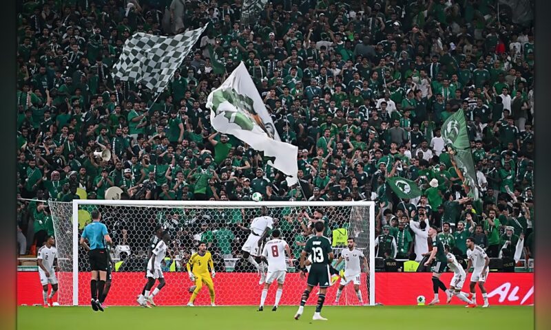 «خالد الفيصل» يزين جائزة «أفضل لاعب» في «خليجي 27»