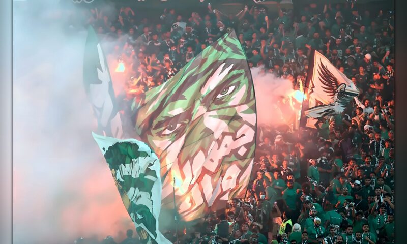 الصقور السعودية تحلق بـ«الكأس الخليجية»