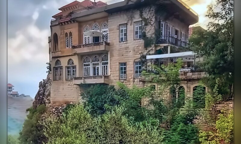 3 معالم لبنانية بهندسة معمارية مختلفة