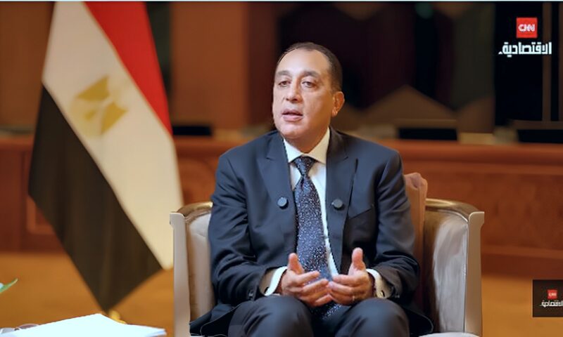 مدبولي يكشف تفاصيل يومه: بصحى الفجر وبراجع آخر المستجدات قبل ما أروح المكتب