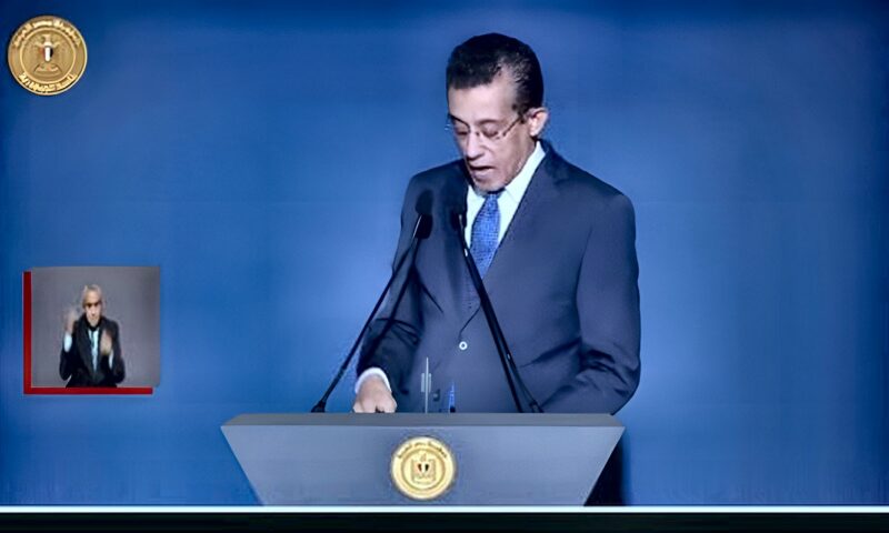 زياد عبد التواب يكشف حقيقة فيديو الحيوانات المفترسة في النيل ويحذر من التزييف العميق