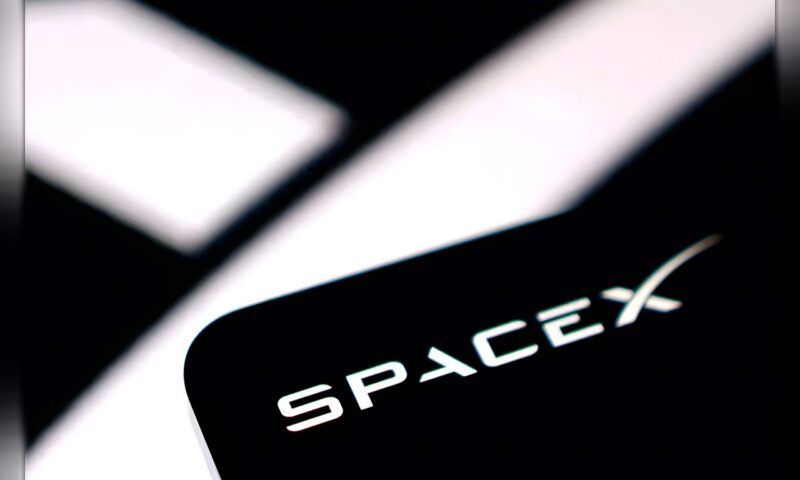 «أوراكل» و«برودكوم» و«سبايس إكس» تلجأ إلى الديون لتمويل رقائق الذكاء الاصطناعي
