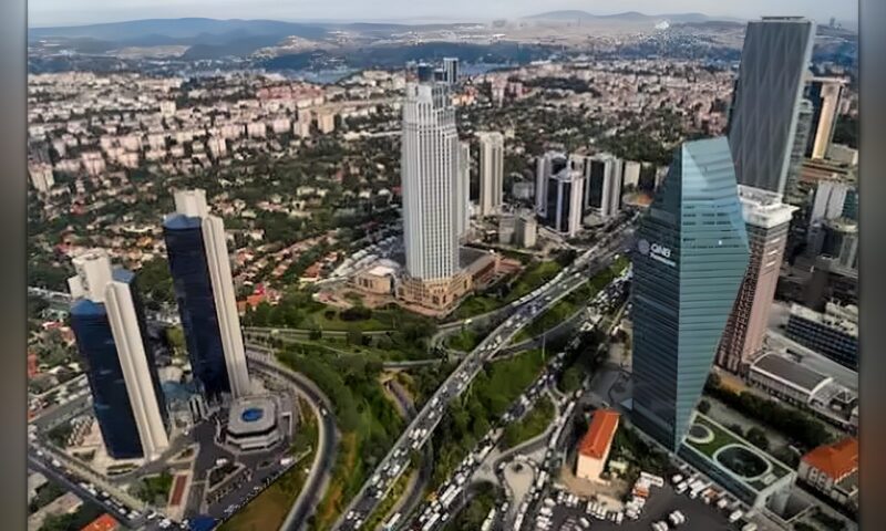 التضخم والفائدة وصدمات الطاقة تحت المجهر في منتدى إسطنبول الاقتصادي