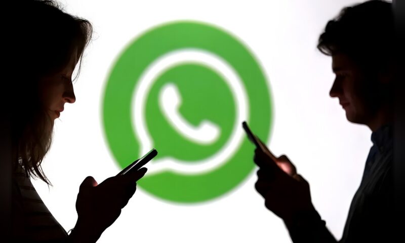 «واتساب» يختبر تبويباً جديداً لجهات الاتصال يعرض المتصلين وأعياد الميلاد