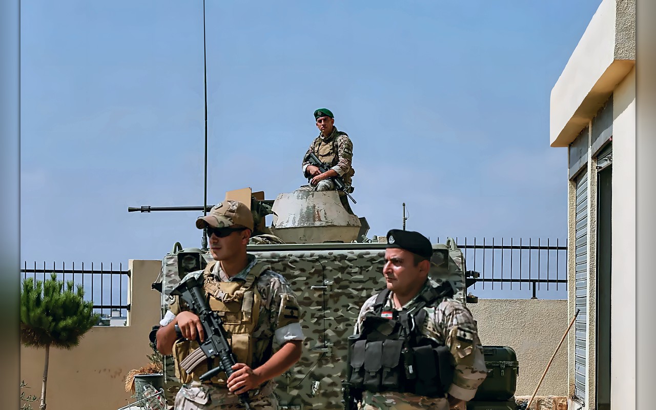 الجيش اللبناني يحبط عملية تهريب على الحدود مع سوريا ويشتبك مع المتورطين فيها
