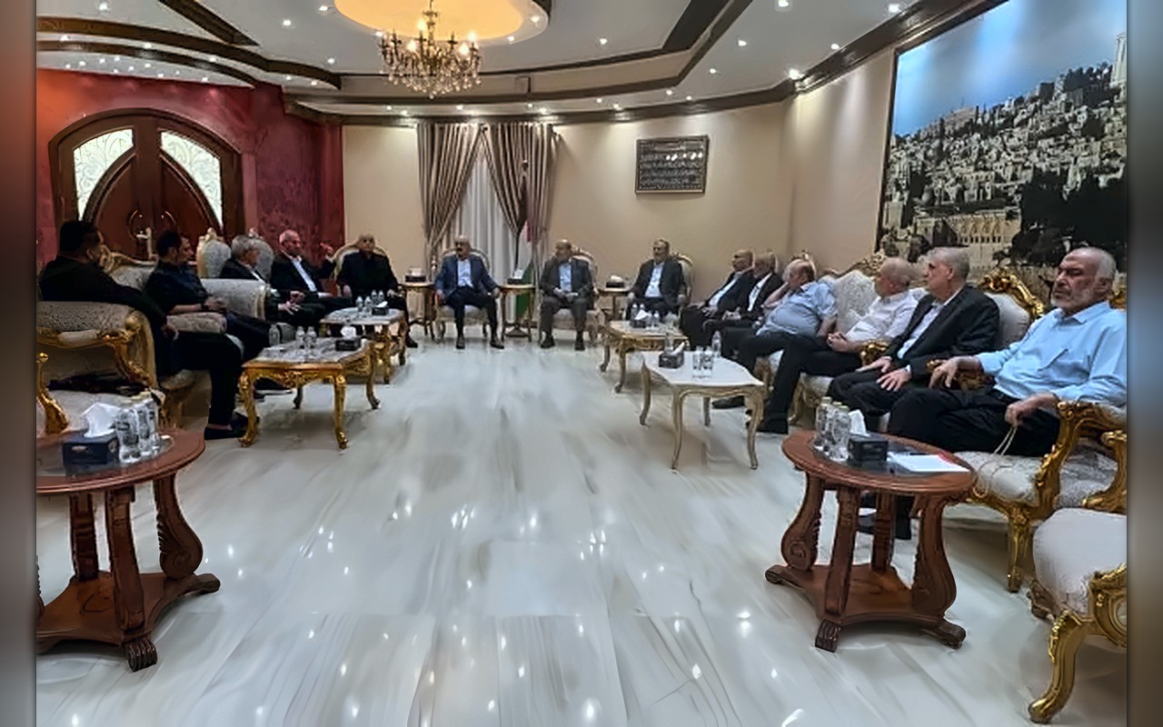 محادثات «الحوار الوطني» الفلسطيني في مصر لجولة جديدة… وتأجيل الانتخابات يقترب