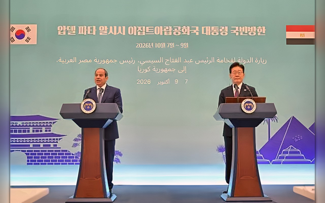 السيسي يؤكد رفض أي ترتيبات جديدة للنفاذ إلى البحر الأحمر