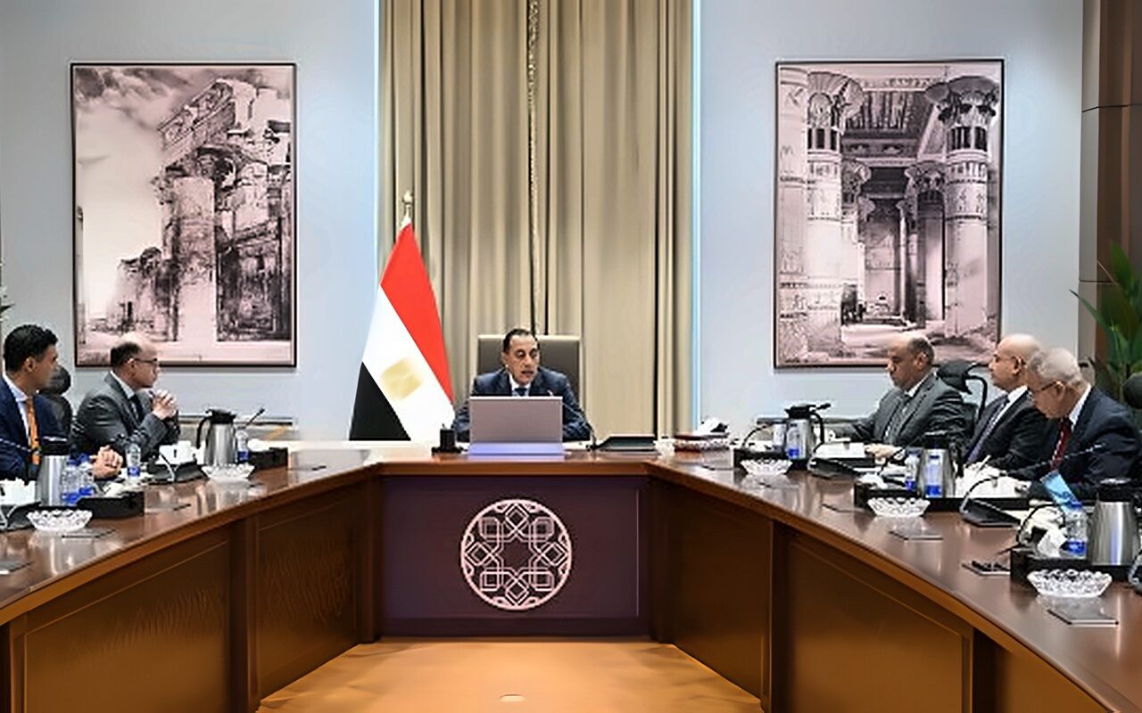 مدبولي يستعرض محاور جلسة الاستثمار المنتج والصناعة التنافسية في «منتدى مصر 2026»