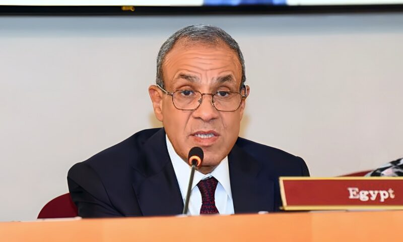 وزير الخارجية يطالب بمعرفة ملابسات قيام هولندا بالقبض على مصري وسرعة الإفراج عنه