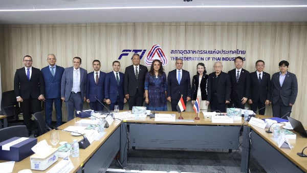 مصر بوابة الأسواق الأفريقية.. وزير الخارجية يستعرض فرص الاستثمار أمام الشركات التايلاندية