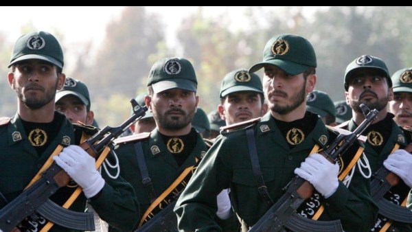 إسرائيل تتهم الحرس الثوري الإيراني بالاتجار في النساء والأطفال لتأمين تمويل حروبه