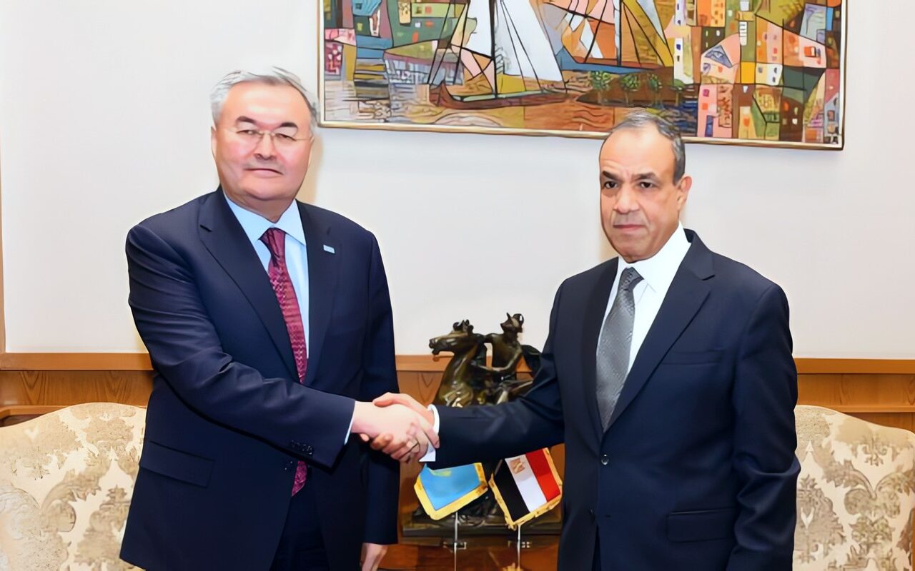 مصر وكازاخستان ترسمان خريطة توسيع الشراكة .. من التجارة وأمن المياه إلى دعم الدولة الفلسطينية