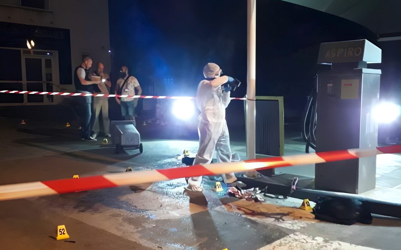 إطلاق نار يهز غرب باريس.. السلطات الفرنسية تشتبه في هجوم عنصري يستهدف المسلمين