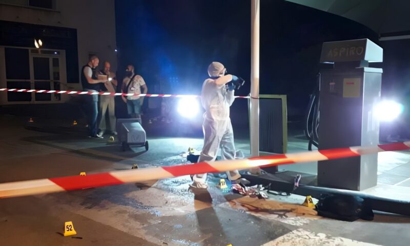 إطلاق نار يهز غرب باريس.. السلطات الفرنسية تشتبه في هجوم عنصري يستهدف المسلمين