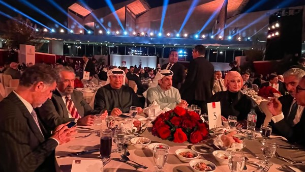 المرزوقي يشارك في مناقشة الفرص الاستثمارية بقطاع الطيران في مصر على هامش احتفالية طيران الإمارات