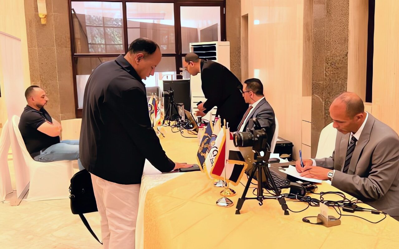 بدء عمل لجان إصدار بطاقات الرقم القومي للمصريين في السعودية حتى 10 نوفمبر