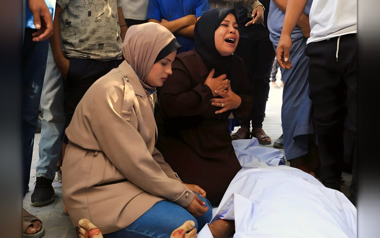 مسعفون: مقتل 5 فلسطينيين في غارتين إسرائيليتين على غزة