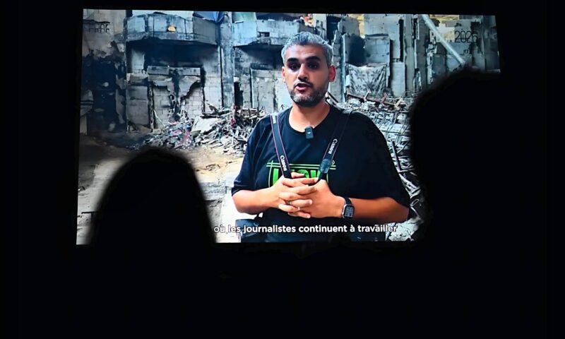 المصور الصحافي الفلسطيني محمود أبو حامدة يفوز بجائزة «بايو» المرموقة