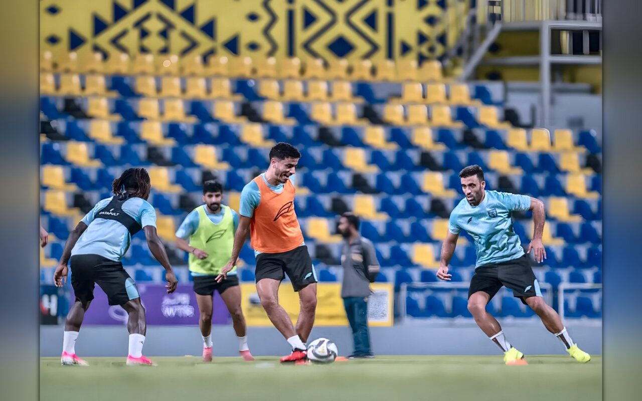 الدوري السعودي: «نقاط الصحوة» تشعل مواجهة الشباب والتعاون