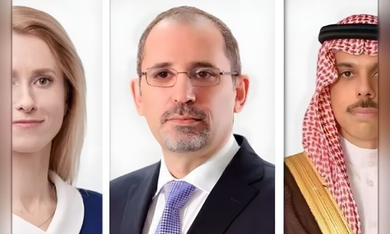 فيصل بن فرحان يبحث مع الصفدي وكالاس التطورات الإقليمية