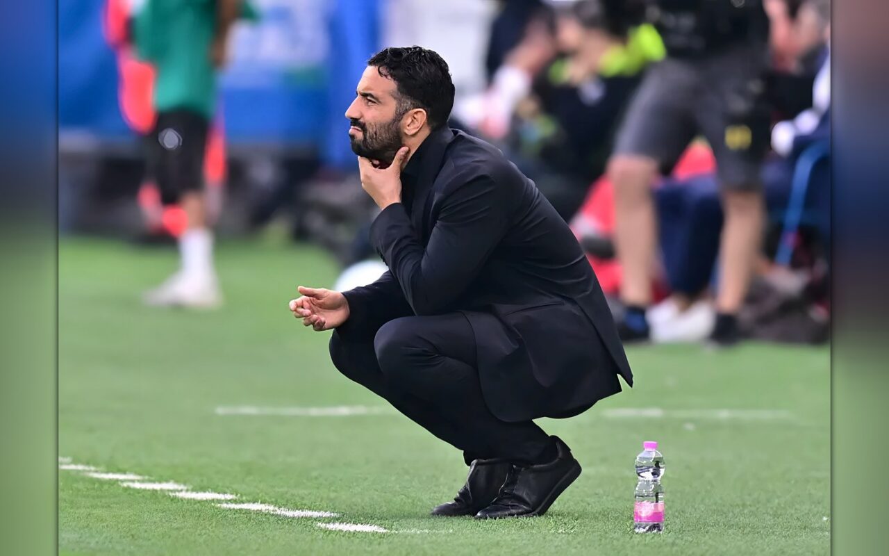أموريم غير راضٍ عن تعادل ميلان مع ساسولو