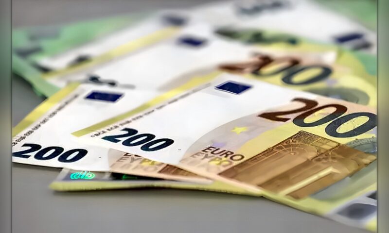 تراجع عوائد السندات الألمانية وعلاوات مخاطر الديون الفرنسية والإيطالية