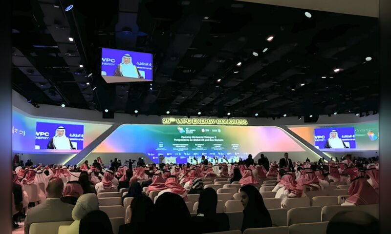 عبد العزيز بن سلمان: وضعنا خيارات متعددة للتعامل مع الأزمات وتعزيز قدرتنا على المناورة