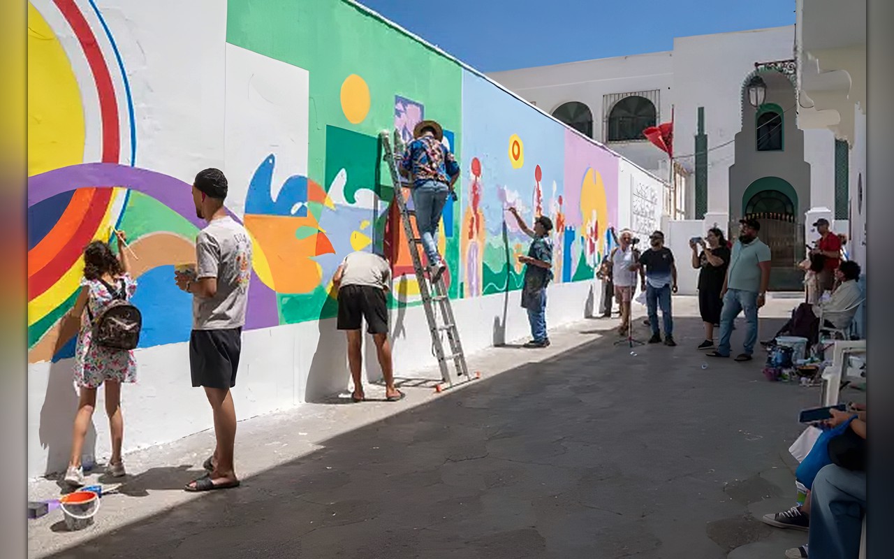 «أصيلة»… الفنون التشكيلية ترسم هوية المدينة وتستقطب تجارب عالمية